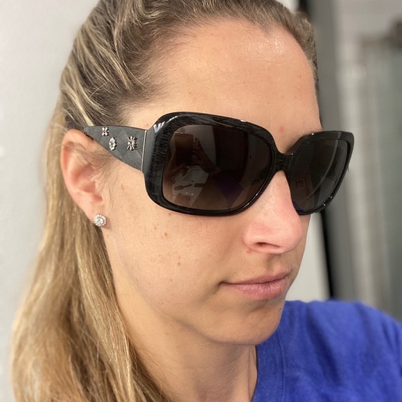 Chanel Sunglasses with original case main image 7